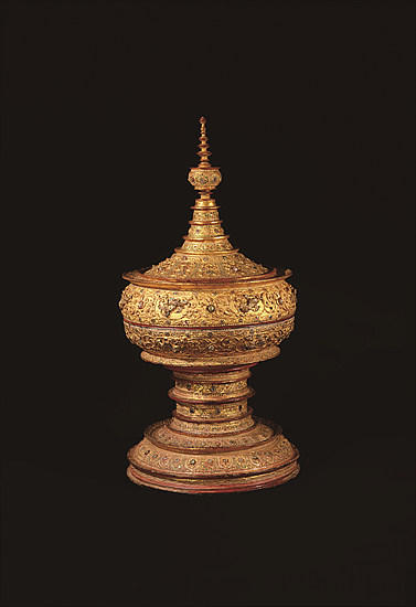 주칠금채공양구, 19세기, 미얀마. <사진=국립광주박물관>