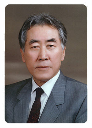 불연 이기영 교수.