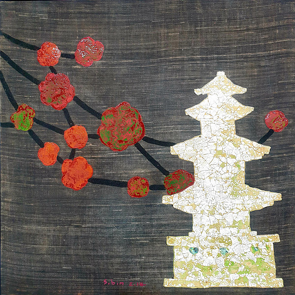 전소빈 ‘영원한 향기’, 50×50cm 나무에 옻칠, 난각, 2014, 무우수갤러리 제공.