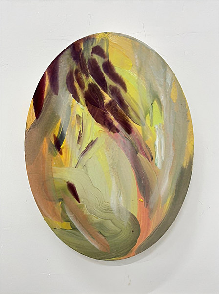 정윤영 ‘유기적 두께’, Water color, gouache, acrylic, pigment powder on silk layered paper, 127×48cm, 2023.