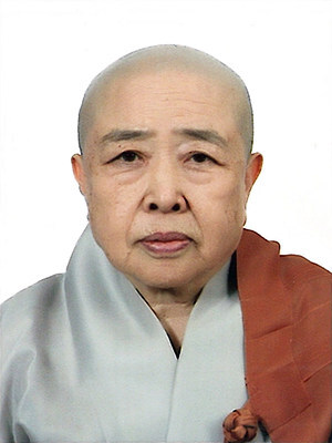 묵산당 재문 스님.