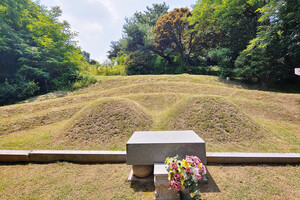 망우역사문화공원 내에 있는 만해 한용운 선사 묘소. 사진 이창윤.